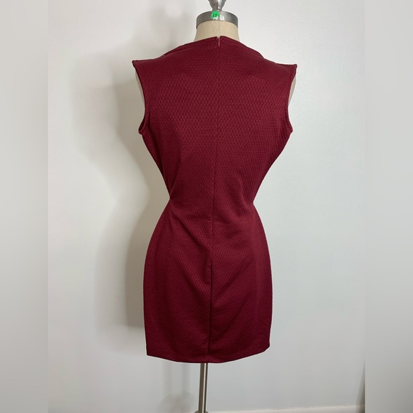 Burgundy Red dress - Picture 2 of 3